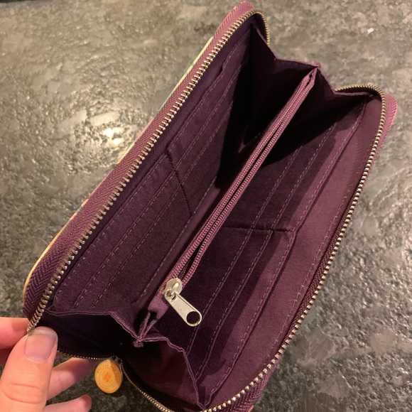 French Macaron Wallet - Picture 3 of 3